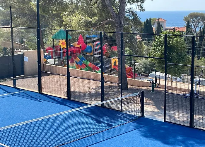 Frantheor Saint-raphael 4 Etoiles Kamp alanı 4*