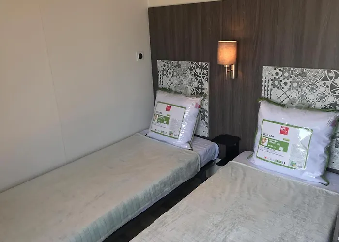Frantheor Saint-raphael 4 Etoiles Kamp alanı